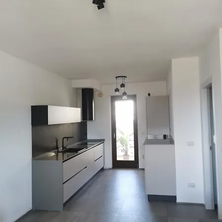 A Pochi Minuti Dal Centro Storico Di *